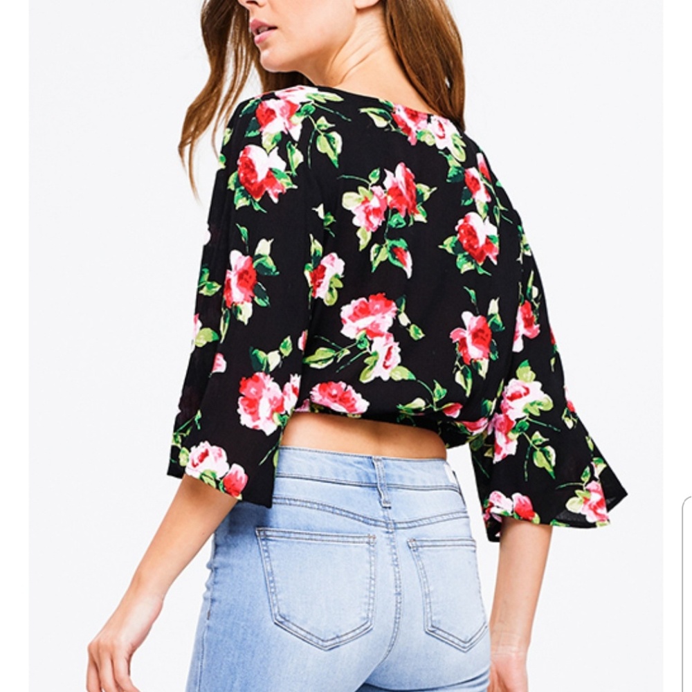 Floral Blouse!! Crop Top! - Picture 3 of 8